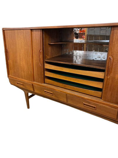 Danish Modern Mid century Modern Teak Credenza - Bar